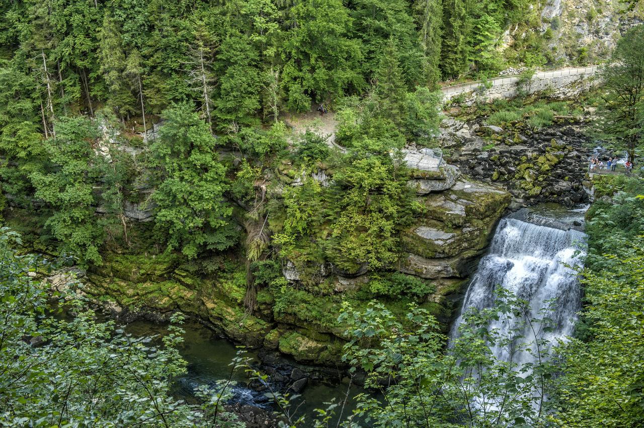 Hotel Evasion Tonique Villers-le-Lac Zewnętrze zdjęcie