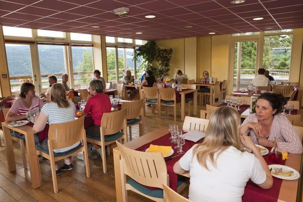 Hotel Evasion Tonique Villers-le-Lac Zewnętrze zdjęcie